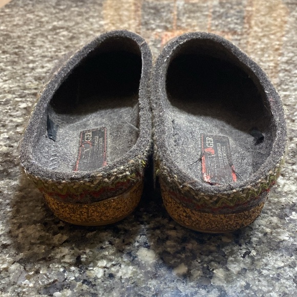 HAFLINGER Womens Grizzly Zig Zag clog wool - Picture 3 of 4